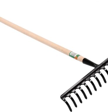 Hrábě 16 zubů, s násadou